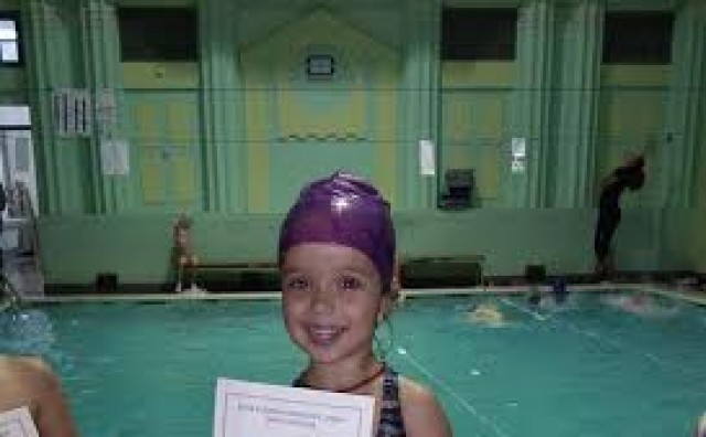 Najmlađi članovi Orke dobili diplome za prvi stupanj škole plivanja 