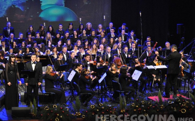 mostarska Simfonija, Akademski zbor Pro Musica, Akademski zbor Pro musica - Mostar, Božić, Akademski zbor Pro musica - Mostar, Vukovar