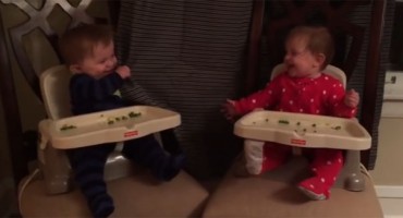 koji će vam uljepšati dan: Blizanci otkrili igru skrivača, uslijedio urenebes