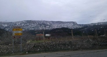 Snijeg iznad Bola na Braču. Foto: Tomislav Dešković