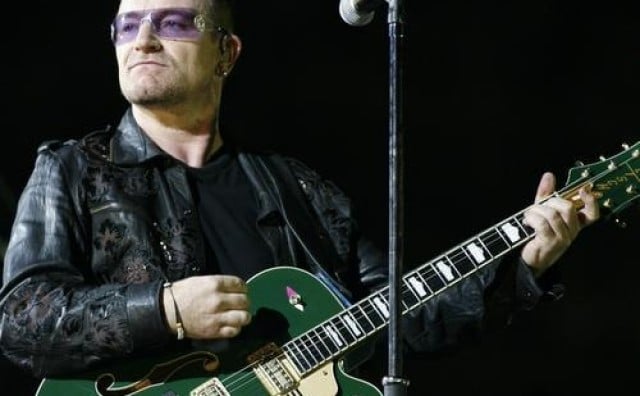 Bono Vox više neće moći svirati gitaru