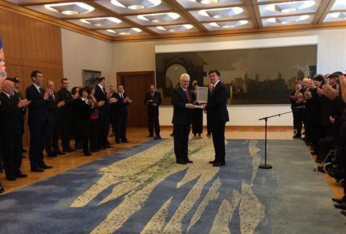 SKANDALOZNO: Predsjednik Josipović odlikovao Ejupa Ganića, organizatora muslimanske agresije na Hrvate Središnje Bosne