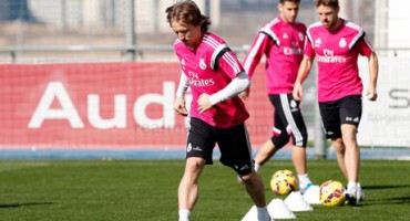 Luka Modrić, Real Madrid, Luka Modrić, Real Madrid, povratak, Rafael  Benitez, Luka Modrić, Španjolska Marca, Stadion HŠK Zrinjski, Real Madrid, Luka Modrić, Luka Modrić, Real Madrid