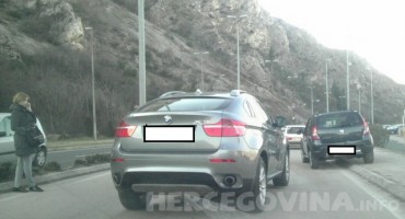 Mostar: Lančani sudar na prometnici kroz Donju Mahalu