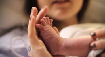 'DOKTOR JE MAHAO MOJOM MRTVOM BEBOM' Stravična ispovijest majke koja je doživjela horor u rodilištu