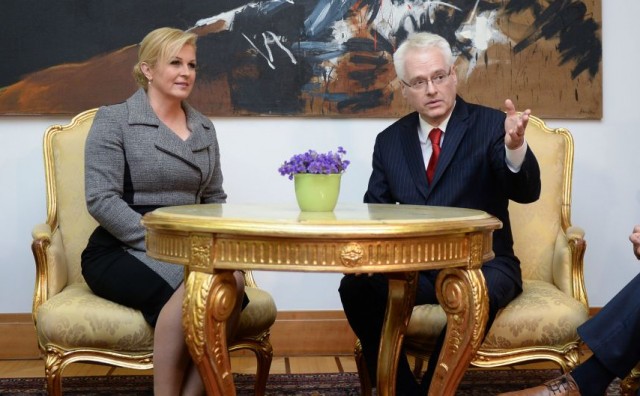 PRIMOPREDAJA: Kolinda i Josipović na sastanku u četiri oka