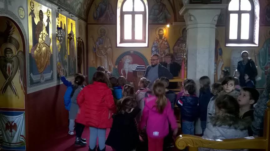 Djeca iz tri mostarska vrtića zajedno posjetila vjerske objekte u sklopu projekta 'Razgovarajmo o pravima'