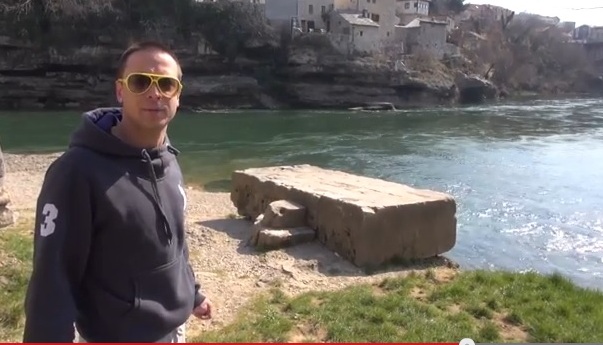 ``Došao sam sa djevojkom da vidim Stari most i ugledao sirenu``!