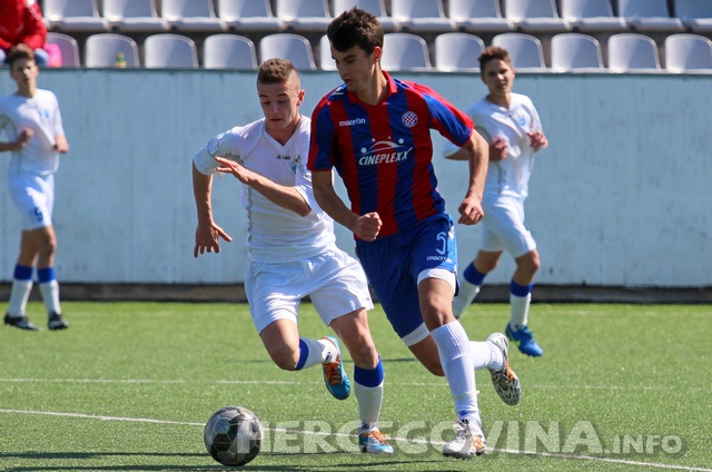 Najveća pobjeda NK Osijeka nad Hajdukom ikada! Osječani pobjedili  rezultatom 4-1 -  - vijesti i događanja u Osijeku