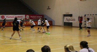 Vrijedna pobjeda rukometašica Izviđača nad Bihaćom