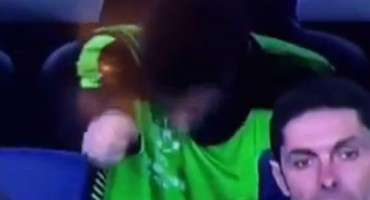 Edin Džeko, grimase