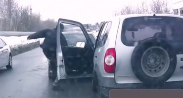 Rusija, automobil, prometna gužva