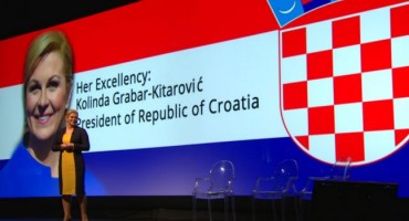 Nakon Dej after jestrdej i Pipl mast trast as konačno – Kolinda 