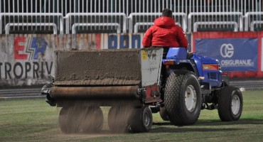 HŠK Zrinjski: Radovi na travnjaku stadiona