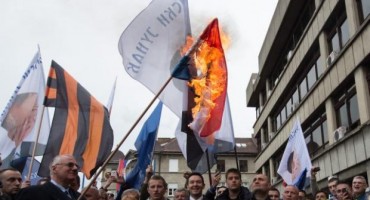 Priopćenje za javnost povodom paljenja hrvatske zastave u Beogradu