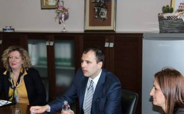 Žalosno i sramotno: Uklanjanje obilježja sa hrvatskim znakovljem u JP EP HZHB d.d. Mostar