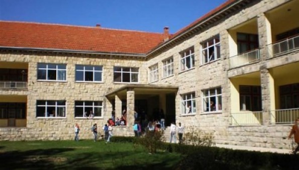 Tomislavgrad: Maturanti oštetili Gimnaziju, a roditelji nisu htjeli platiti štetu