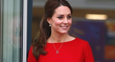 Pogledajte blagdansku haljinu Kate Middleton