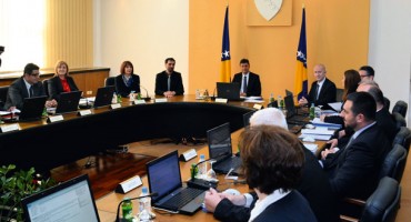 Smjene: Prvi na udaru Aluminij, Eronet, Elektroprivreda