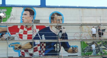 Mandžukić i Olić dobili grafit