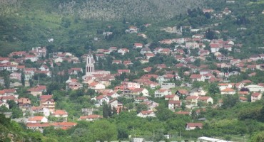 Blagoslov polja i slavlje sv.Mise na gradskom groblju „Šojnovac“.