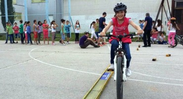 Biciklistički klub Mostar organizirao edukaciju za osnovce