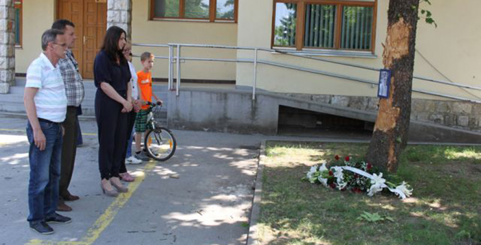 Velika tragedija: Djevojka poginula tri dana pred proslavu mature