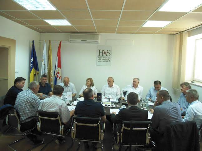Glavno vijeće pozvalo predstavnike HNS-a u tijelima vlasti da pokrenu promijene ustava i izbornog zakona