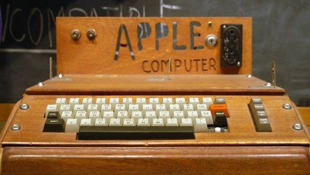 Žena bacila u smeće staro Apple-1 računalo vrijedno 200.000 dolara