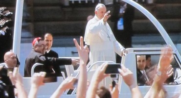 Papa Franjo završio posjet Kolumbiji: Presijecite čvorove nasilja