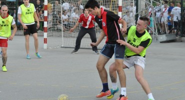 KN Ultras Zrinjski: Započeo malonogometni turnir 'Volim te bola'