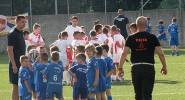 Mlade nade Zrinjskog i USŠ Sport talent međusobnim utakmicama krenuli u pripreme za turnir Lipanjske zore 2015.