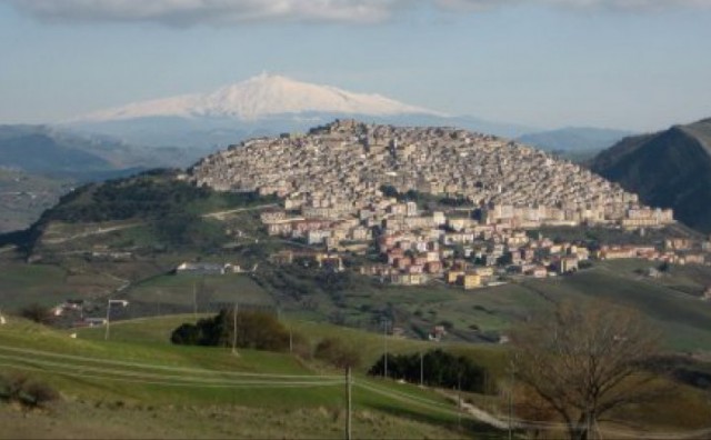 Selo na Siciliji besplatno dijeli kuće strancima!