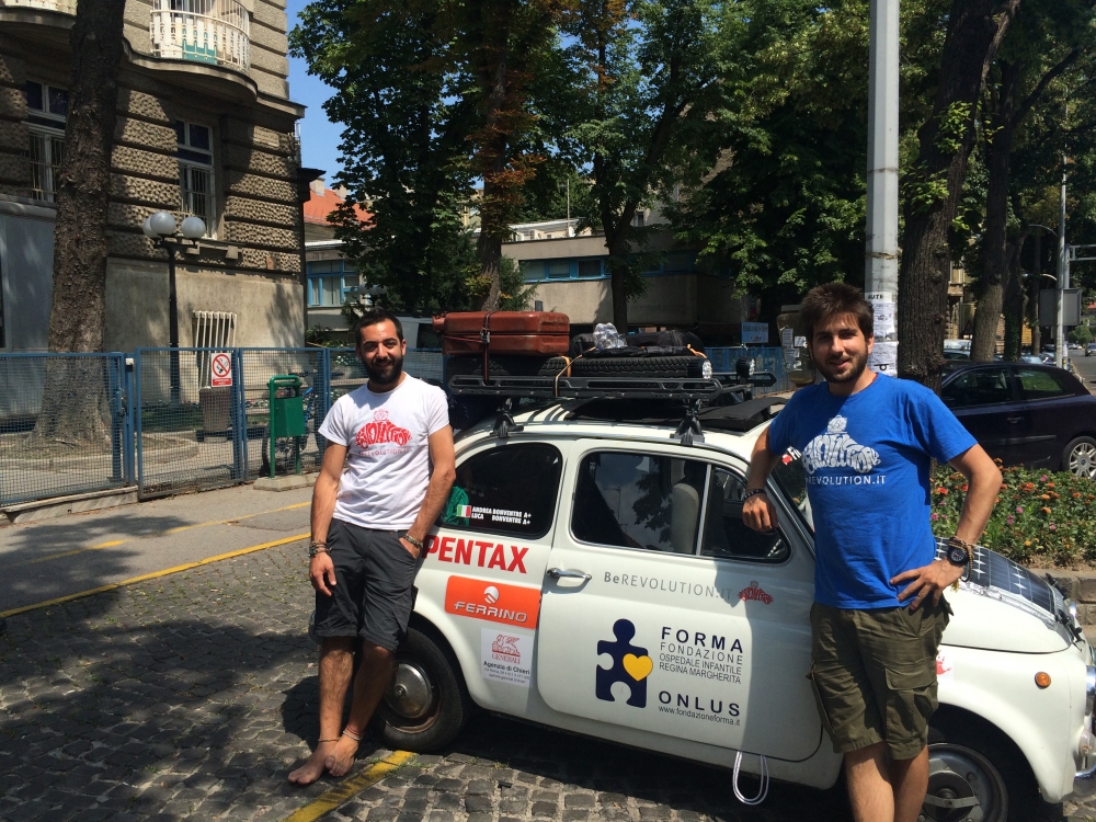 U Fiatu 500 od Italije do Tokija