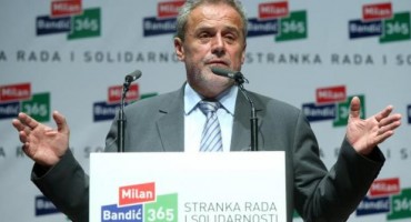 Bandić: 'Uozbiljite se i počnite raditi posao u interesu ove zemlje'