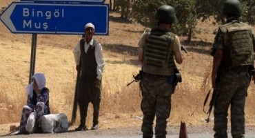 Turska bombardira položaje Kurda