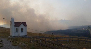 bosansko grahovo, požar