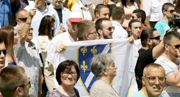 Marš mira bit će prekinut ako u njemu bude zastava Armije BiH i slika Nasera Orića