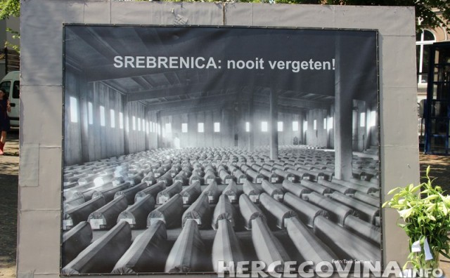 HERCEGOVINA.info dočekala u Den Haagu 'Marš mira za Srebrenicu'
