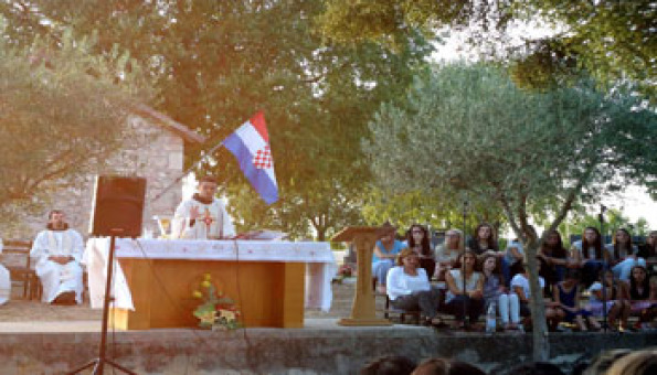 Ljubuški: Obilježena 13. Zvirićka večer