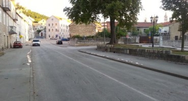 Šok u Sinju: Alkarsko trkalište je postalo avenija pornića...