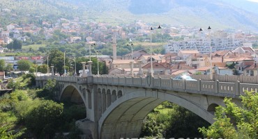 MOSTAR U blizini Lučkog mosta pronađena žena i prebačena na liječenje u mostarsku bolnicu