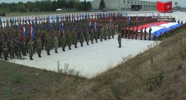 Sve je spremno, čeka se samo zapovijed Kolinde!