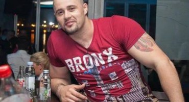 Ovo je heroj koji je spasio dijete iz zaključanog automobila