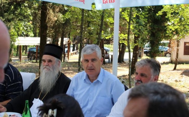 Dr. Dragan Čović na svečanom ručku povodom posvete Hrama u Prebilovcima