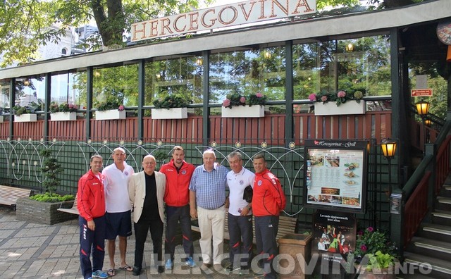 Škola nogometa Zrinjski Mostar: Zahvala restoranu Hercegovina Tivoli