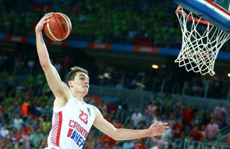 Hrvatska slavila protiv Slovenije pred punom Arenom! Pobjedu zasjenio težak pad i ozljeda Bogdanovića