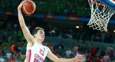 Hrvatska slavila protiv Slovenije pred punom Arenom! Pobjedu zasjenio težak pad i ozljeda Bogdanovića