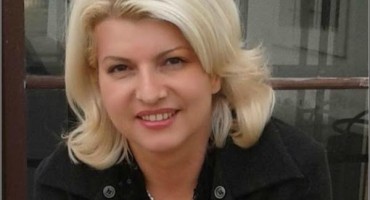 Pod znakom ćirilice, s ciljem ukidanja hrvatskog jezika i latinice s vukovarskih ulica ubijana su vukovarska djeca i ranjenici