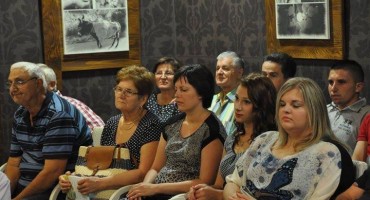 Dani berbe grožđa započeli otvorenjem izložbe slika i predstavljanjem knjige 